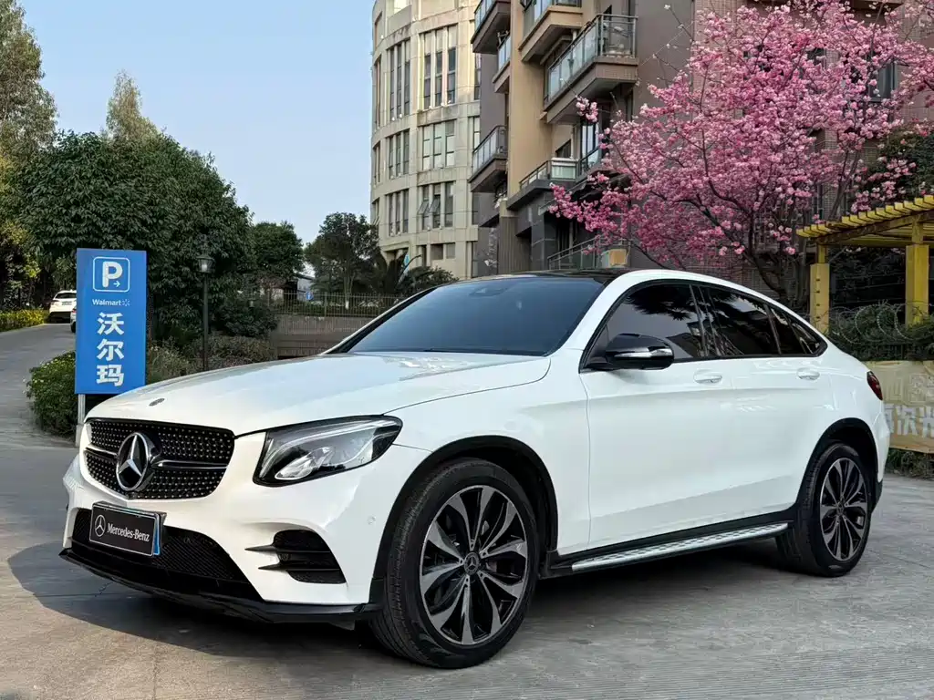 Mercedes-Benz GLC Coupe 2018 GLC 260 4MATIC Coupe SUV купить на сайте DeffCars