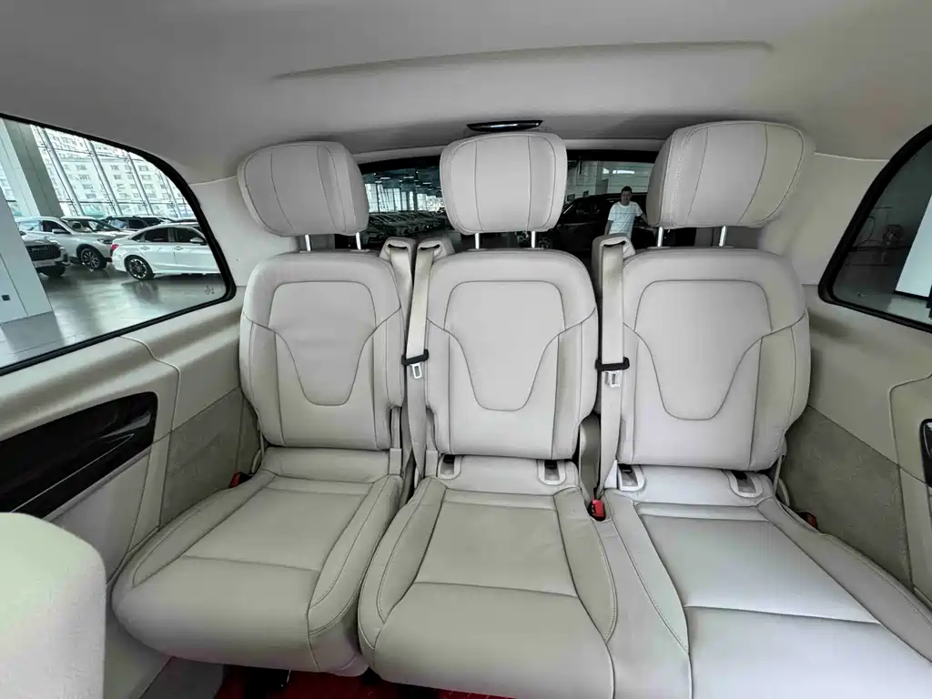 Mercedes V-Class 2018 V 260 Pilot Edition National VI купить на сайте DeffCars