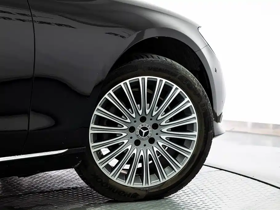 Mercedes-Benz E-Class 2023 E 300 L Luxury Model купить на сайте DeffCars