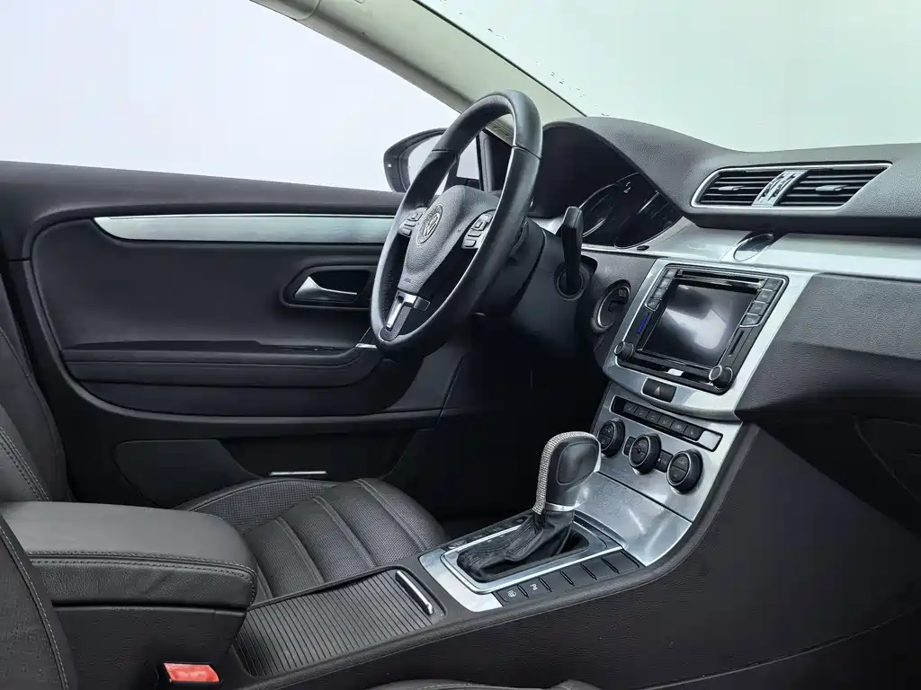 FAW-Volkswagen CC 2018 1.8TSI luxury model купить на сайте DeffCars