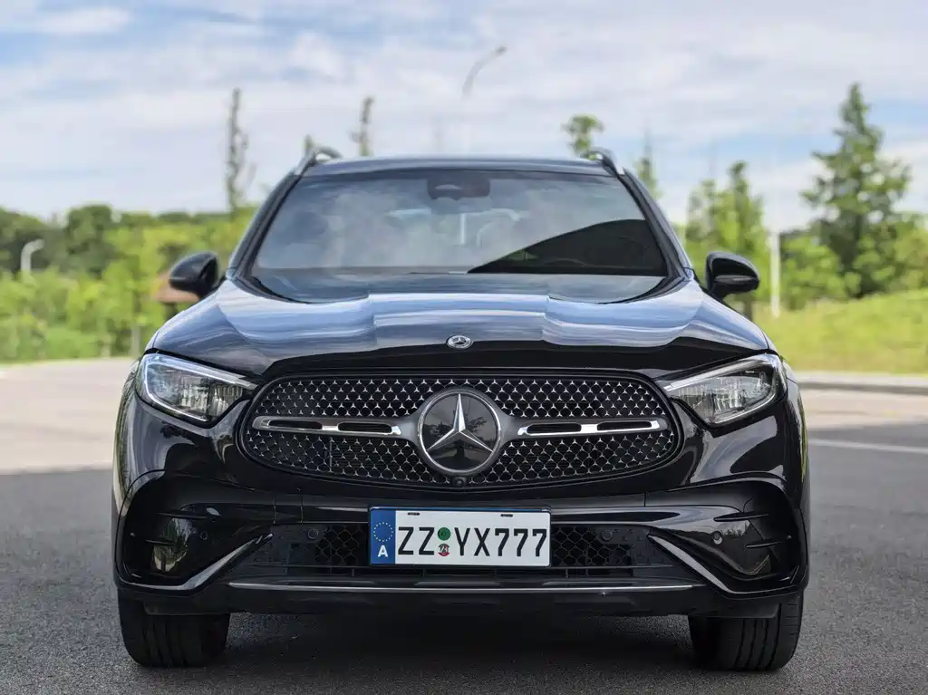 Mercedes-Benz GLC 2023 facelift GLC 300 L 4MATIC dynamic 7-seater купить на сайте DeffCars