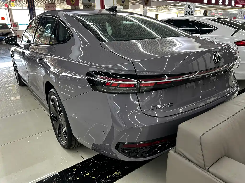 Passat 2025 Pro 380TSI Star Dragon Edition купить на сайте DeffCars