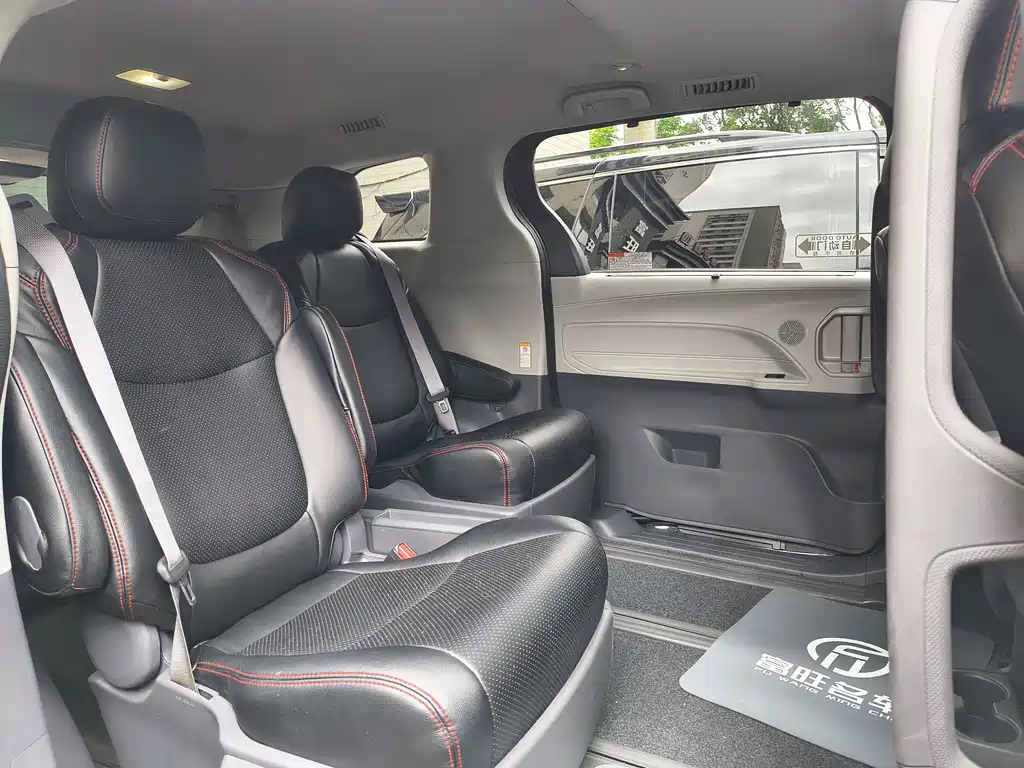 SIENNA 2024 2.5L Hybrid Comfort Edition купить на сайте DeffCars