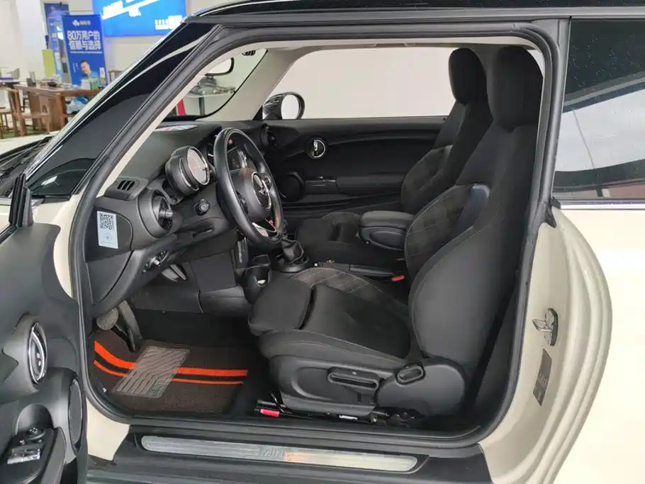 MINI 2016 1.5T COOPER купить на сайте DeffCars