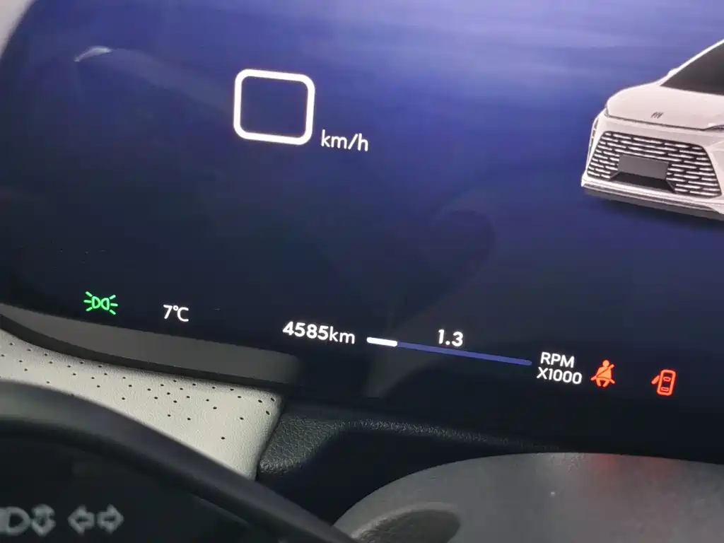 Buick GL8 2025 Lu Zun Exclusive Edition купить на сайте DeffCars