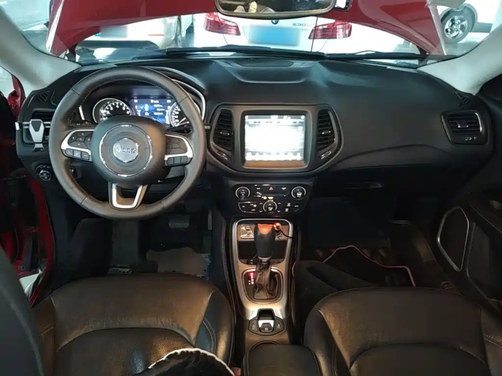 Compass 2017 200T automatic home version купить на сайте DeffCars