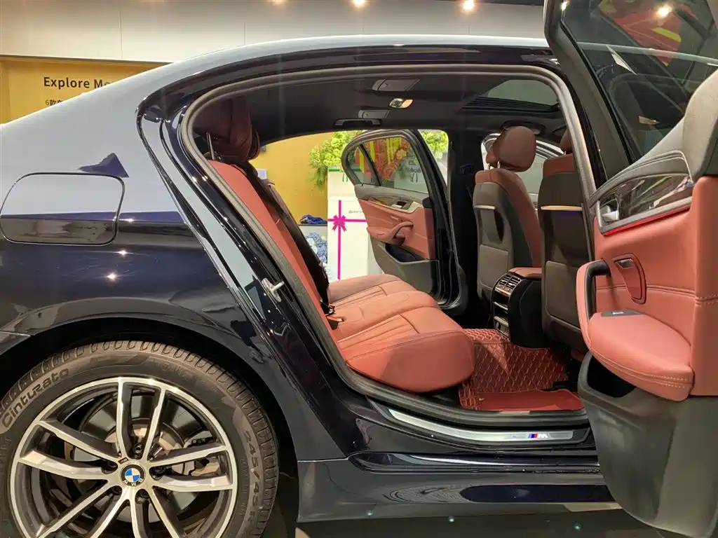 BMW 5 Series 2021 facelift 525Li M Sports Package купить на сайте DeffCars