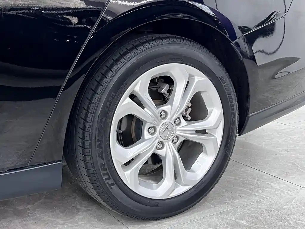 Accord 2023 260TURBO Smart Edition купить на сайте DeffCars