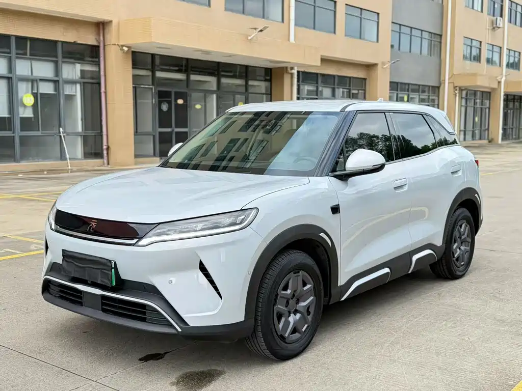 Yuan UP 2025 Smart Driving Edition 401KM Vitality Edition купить на сайте DeffCars