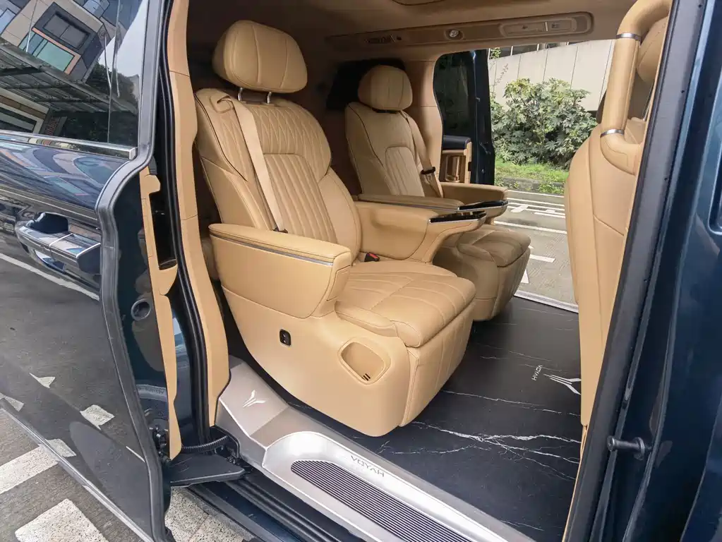 Lantu Dreamer 2025 PHEV four-wheel drive flagship Kunpeng version купить на сайте DeffCars