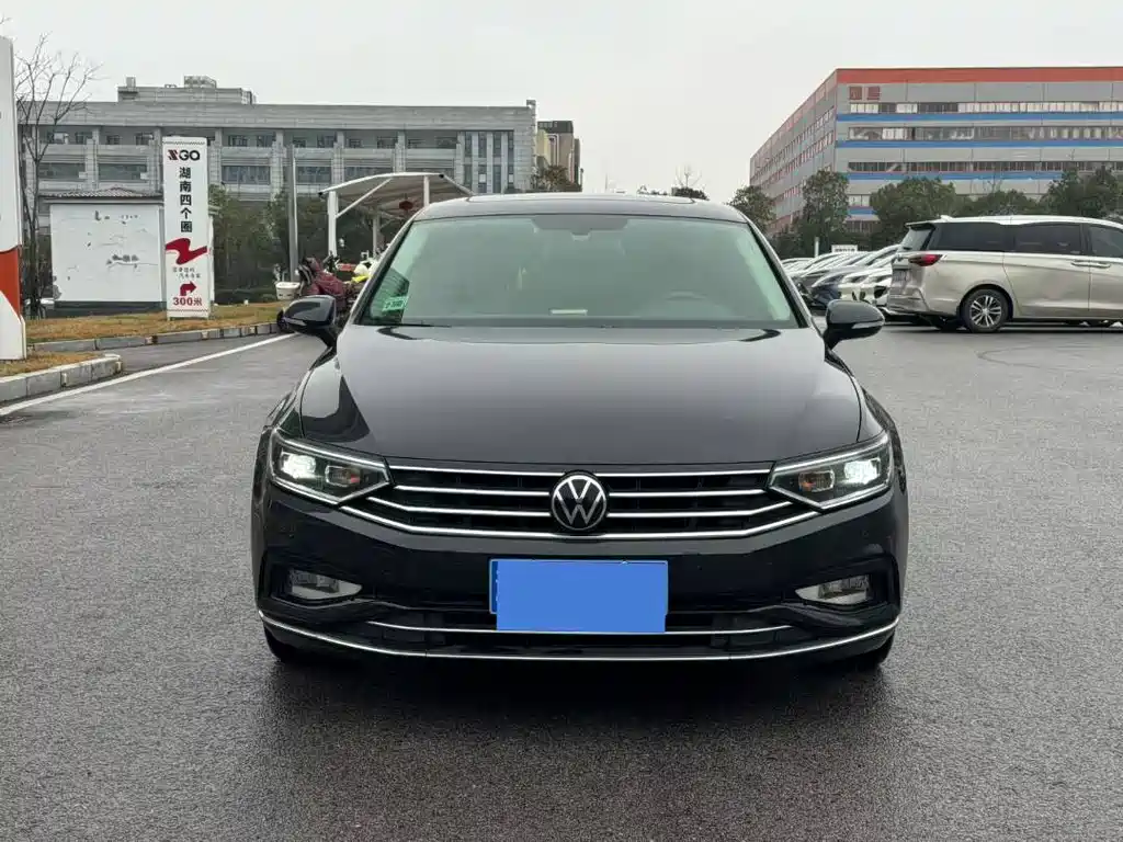 Magotan 2020 330TSI DSG leading model купить на сайте DeffCars