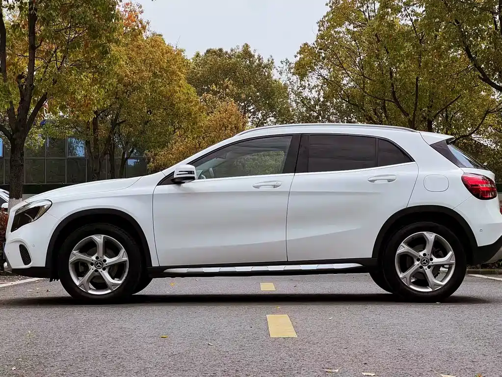 Mercedes-Benz GLA 2019 GLA 200 Dynamic купить на сайте DeffCars