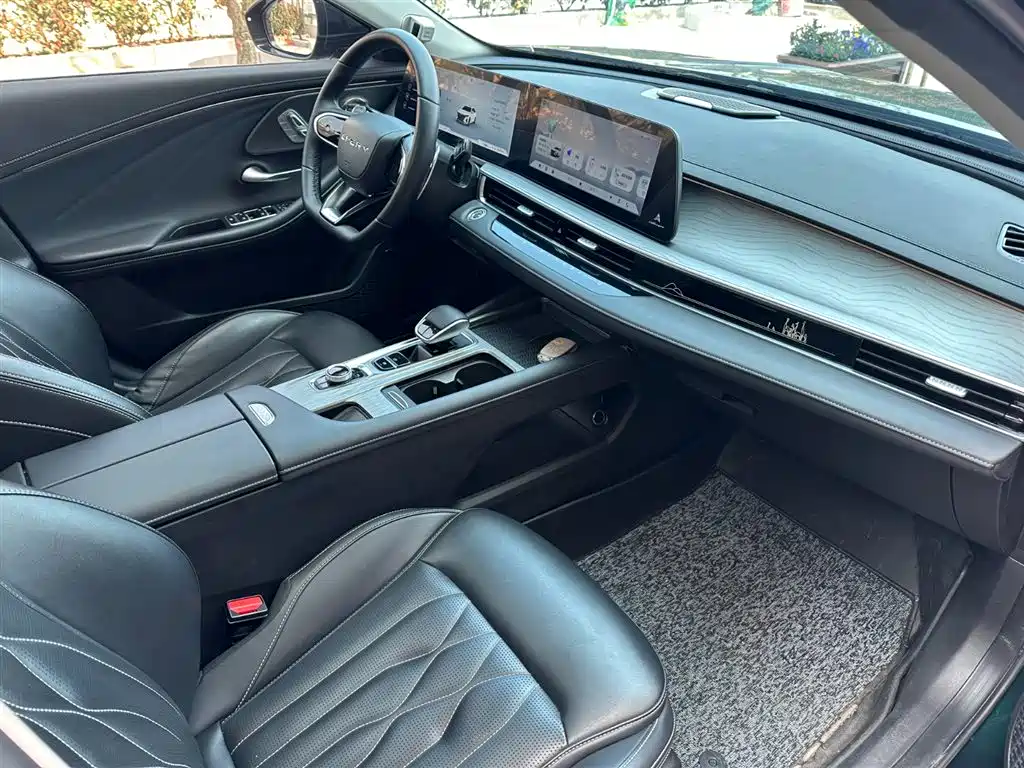 Arrizo 8 2023 High Energy Edition 2.0T DCT Royal купить на сайте DeffCars