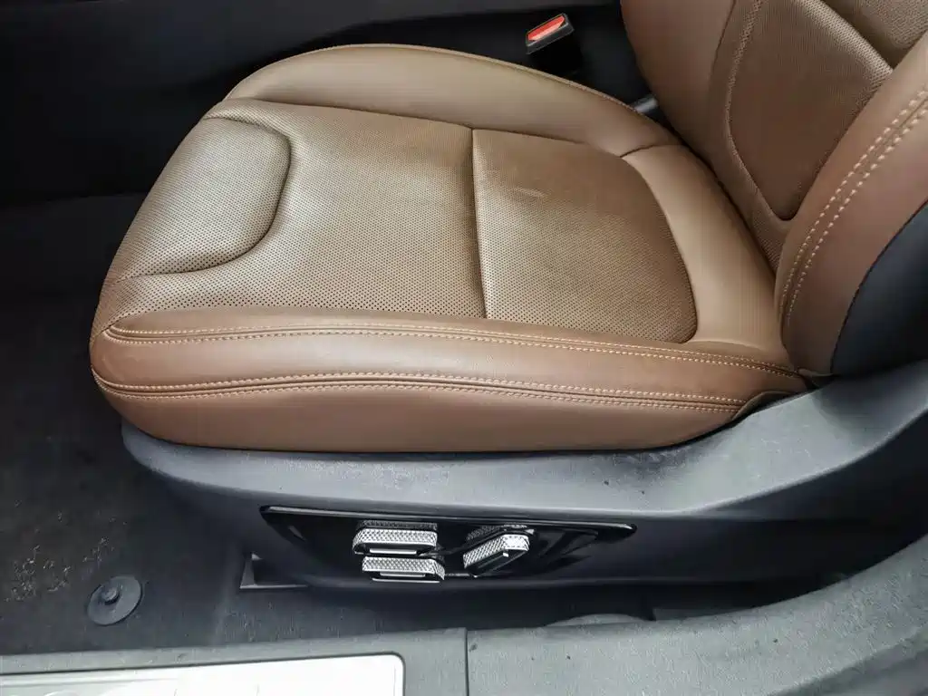 Lincoln Z 2024 2.0T two-wheel drive premium hybrid version купить на сайте DeffCars