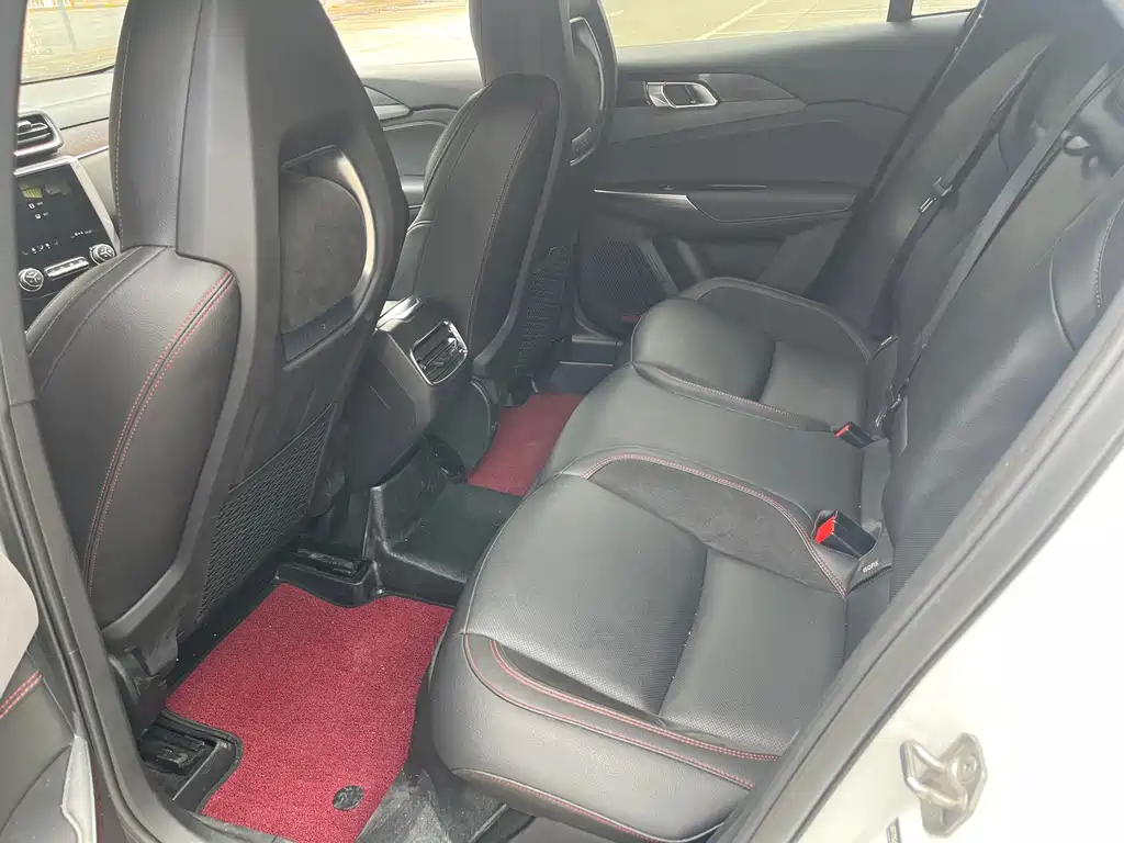 Lynk & Co 03 2019 1.5TD DCT Powerful Edition National VI купить на сайте DeffCars