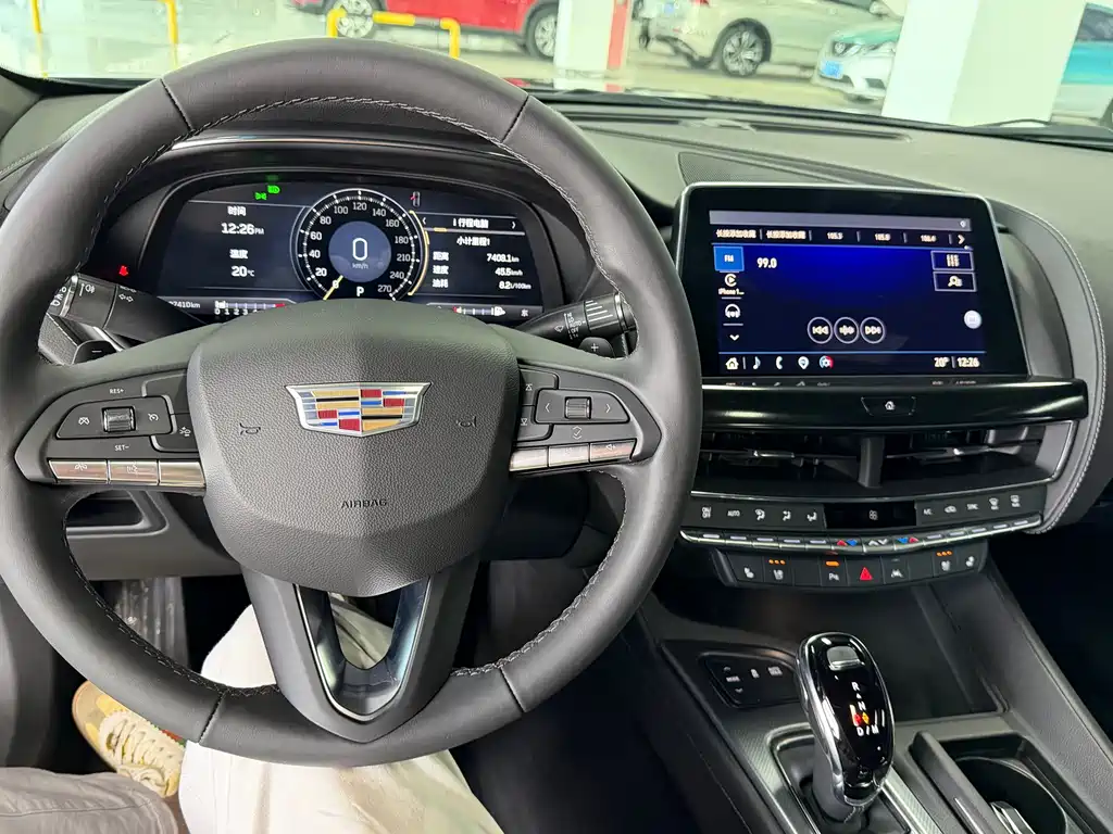 Cadillac CT5 2023 28T luxury model (standard version) купить на сайте DeffCars