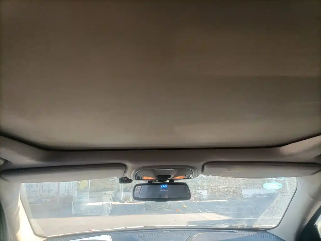 Liberty Light 2017 2.4L Leading Edition купить на сайте DeffCars