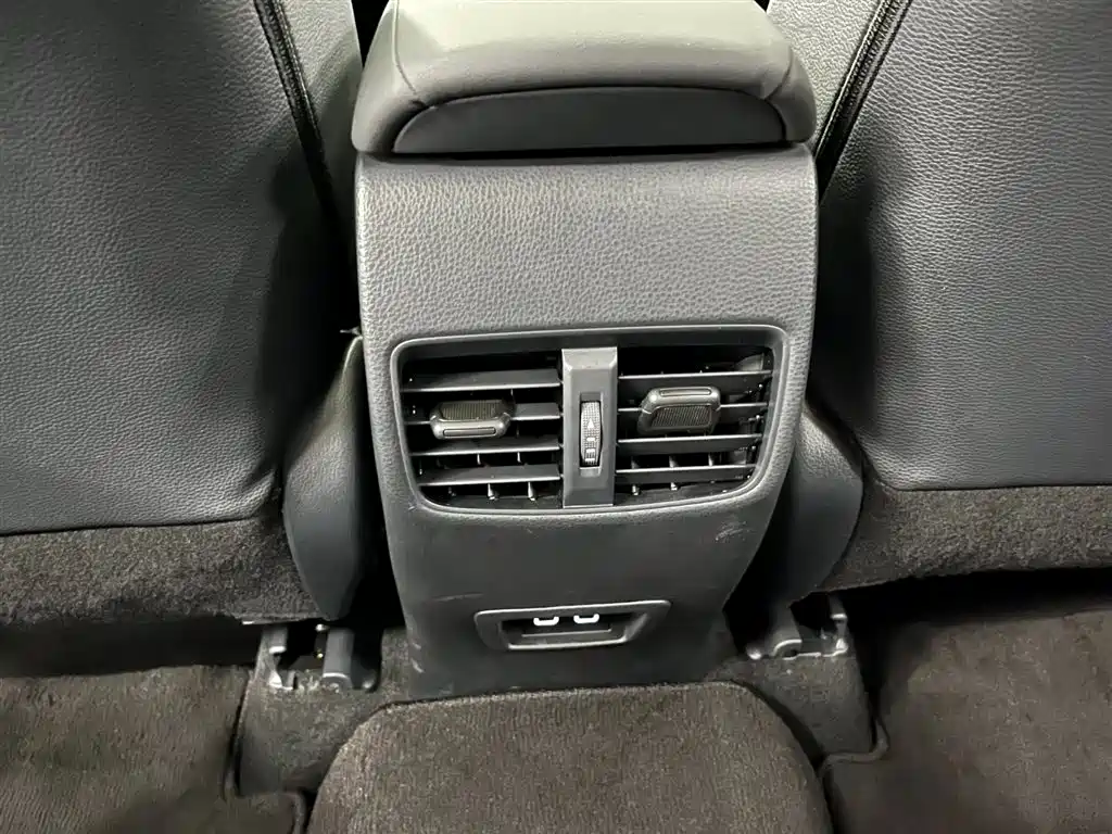 Fenglanda 2022 2.0L CVT Luxury PLUS Edition купить на сайте DeffCars