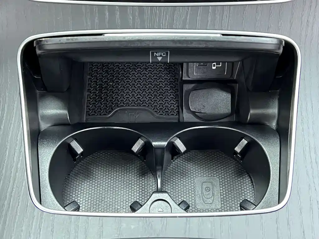 Mercedes-Benz E-Class 2021 E 300 L Sporty and Fashionable купить на сайте DeffCars