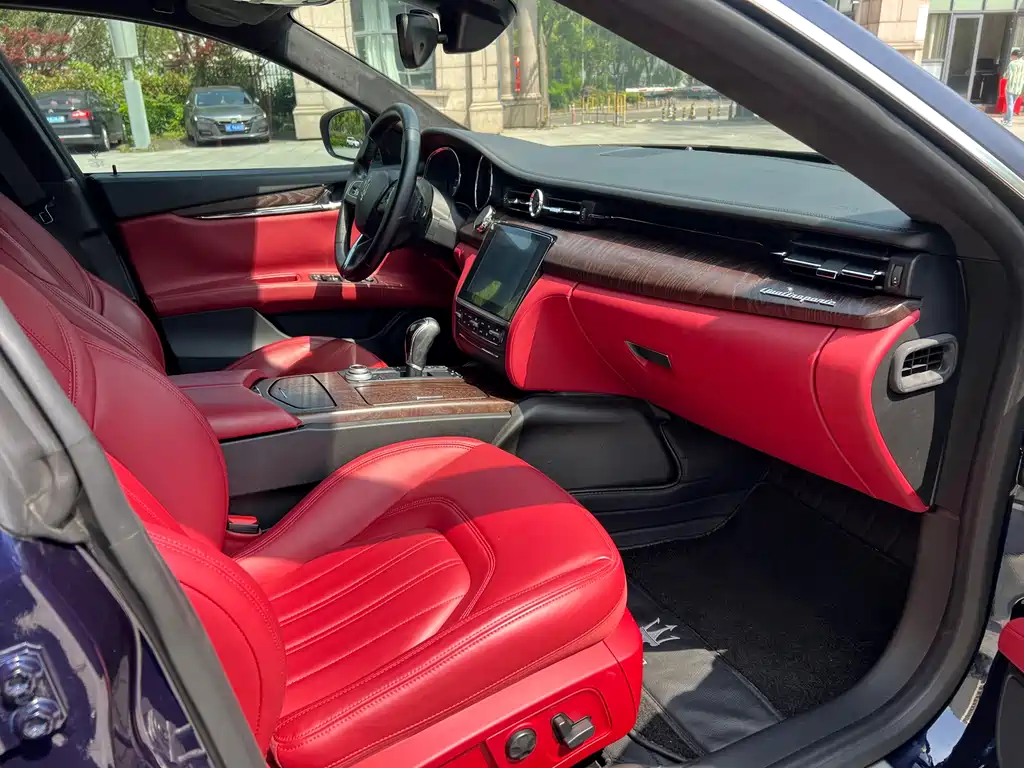 President 2018 3.0T Standard Edition купить на сайте DeffCars