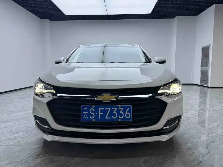 Cruze 2022 320 Automatic Sunroof Edition купить на сайте DeffCars