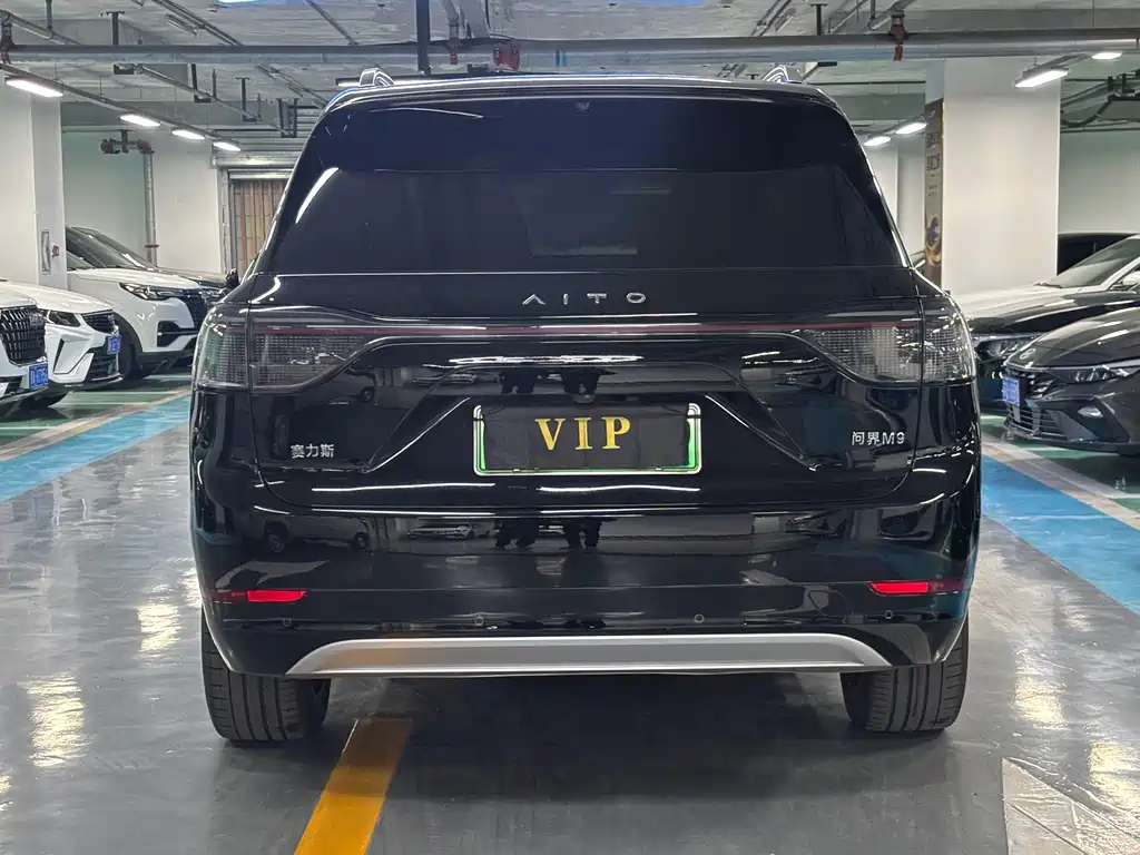Wenjie M9 2024 extended range Ultra version 42kWh 6-seater version купить на сайте DeffCars