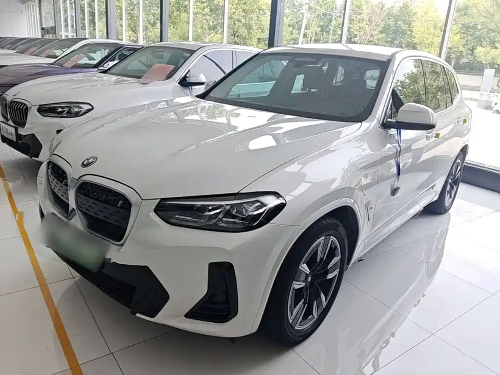 BMW iX3 2024 leading model купить на сайте DeffCars