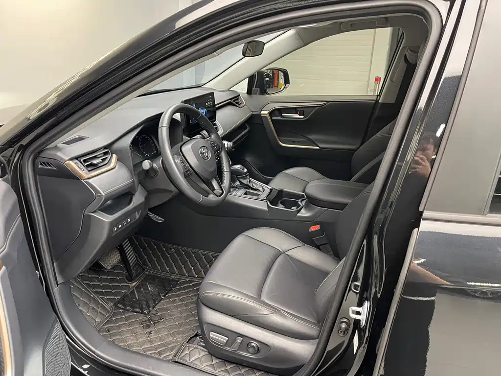 Wilanda 2024 2.0L CVT two-wheel drive luxury PLUS version купить на сайте DeffCars