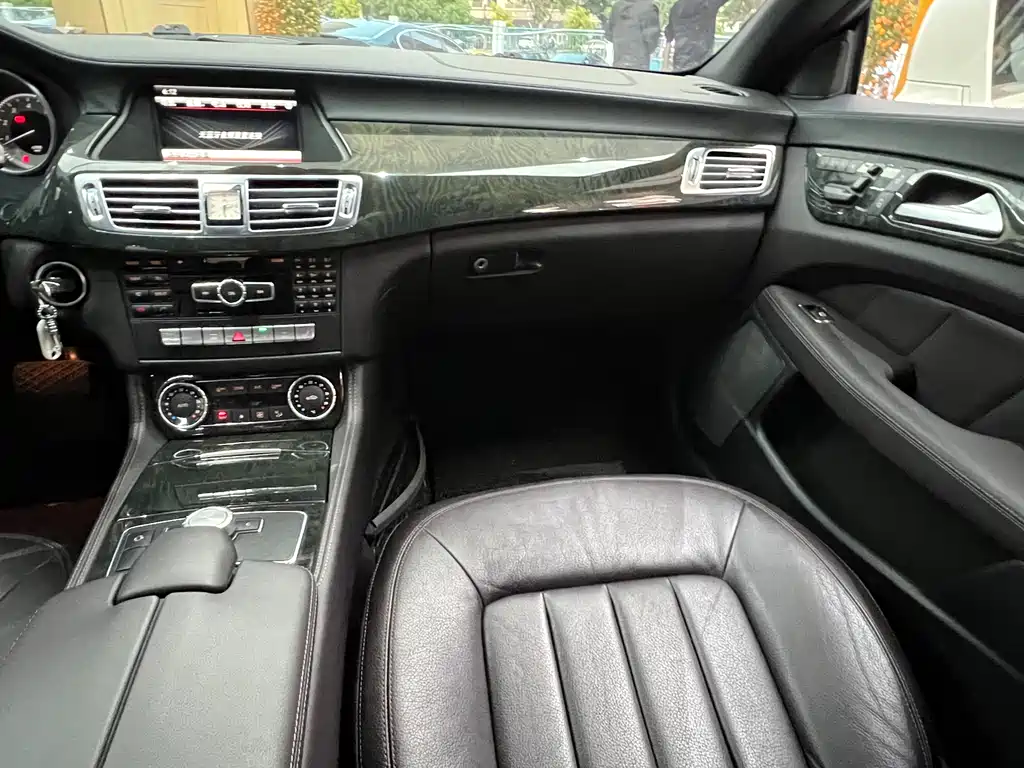 Mercedes-Benz CLS 2012 CLS 300 CGI купить на сайте DeffCars