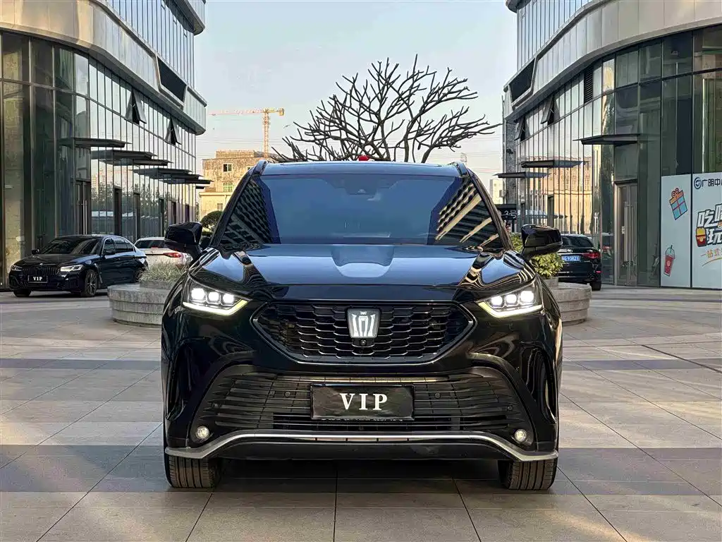 Crown Lufang 2022 2.5L HEV four-wheel drive flagship version купить на сайте DeffCars