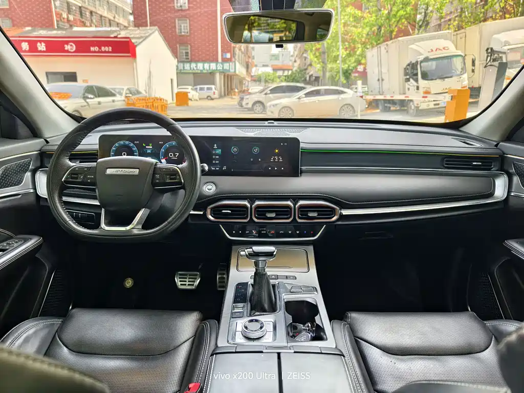 Jietu X70 PLUS 2021 model 1.5T DCT mountain 5 seats купить на сайте DeffCars
