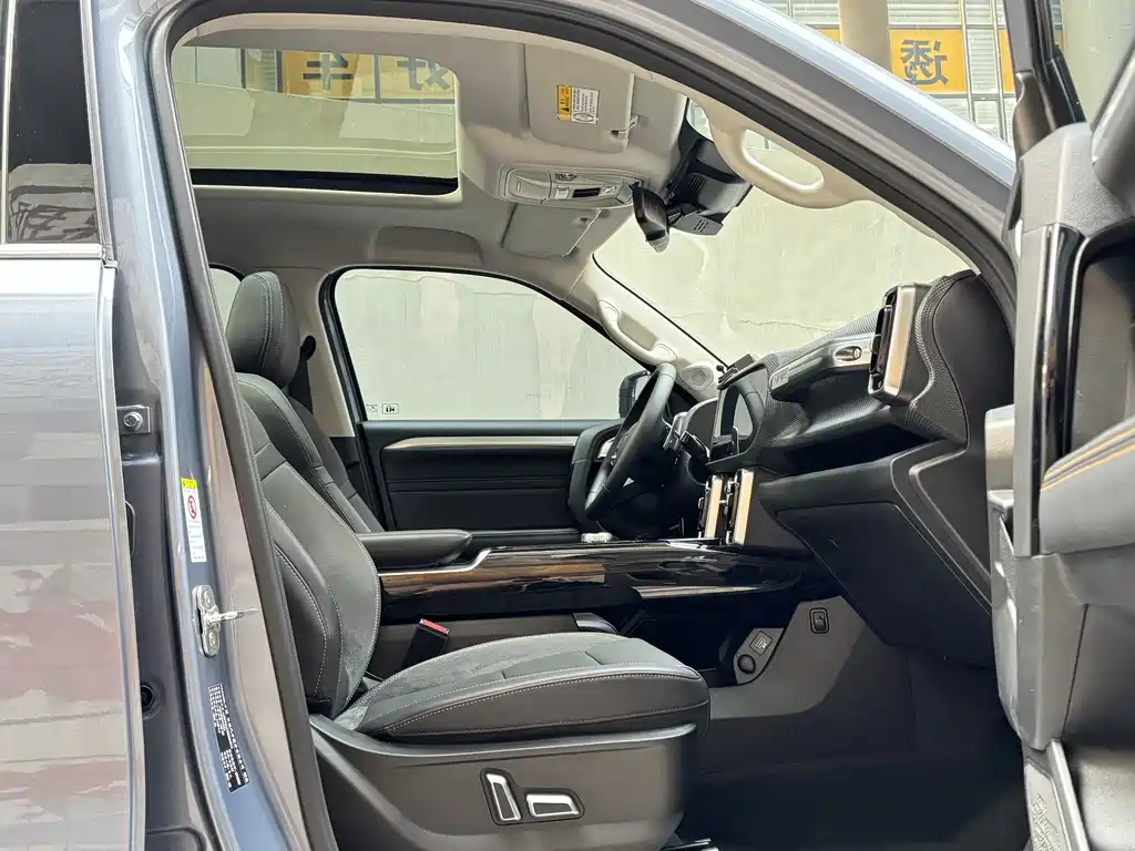 Haval Big Dog 2021 2.0T DCT four-wheel drive roaring dog version купить на сайте DeffCars