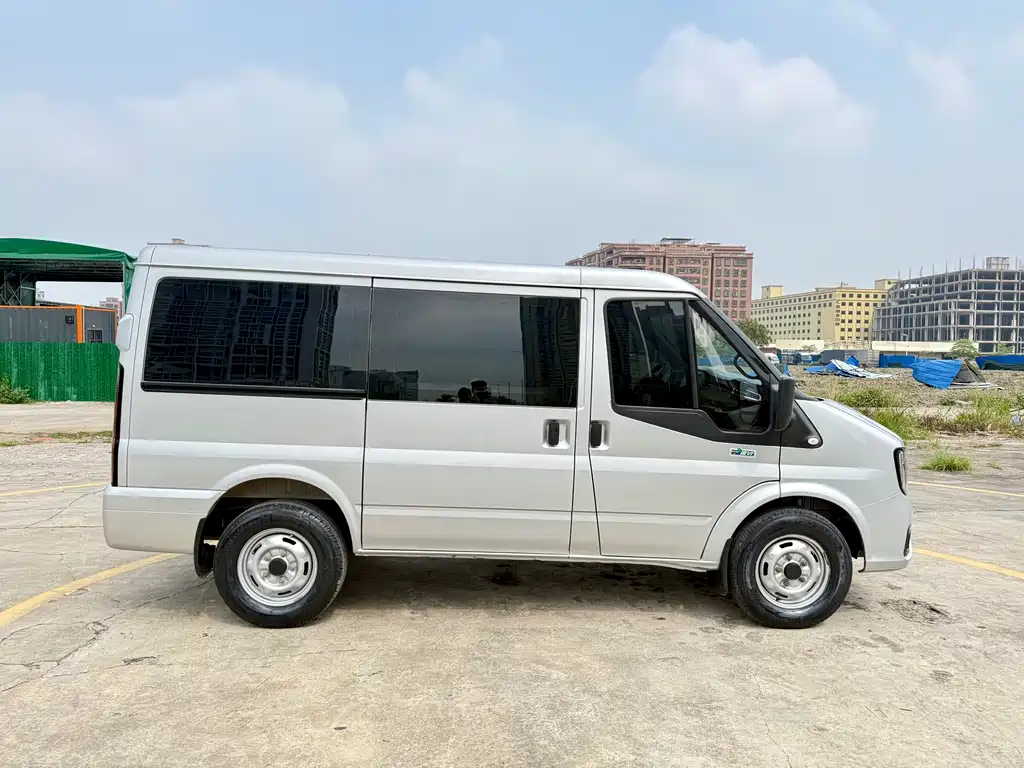 Jiangling Fushun 2025 2.0T 6MT diesel short-axle low-roof commercial multi-purpose passenger car 5/6 seats lift-up tailgate купить на сайте DeffCars