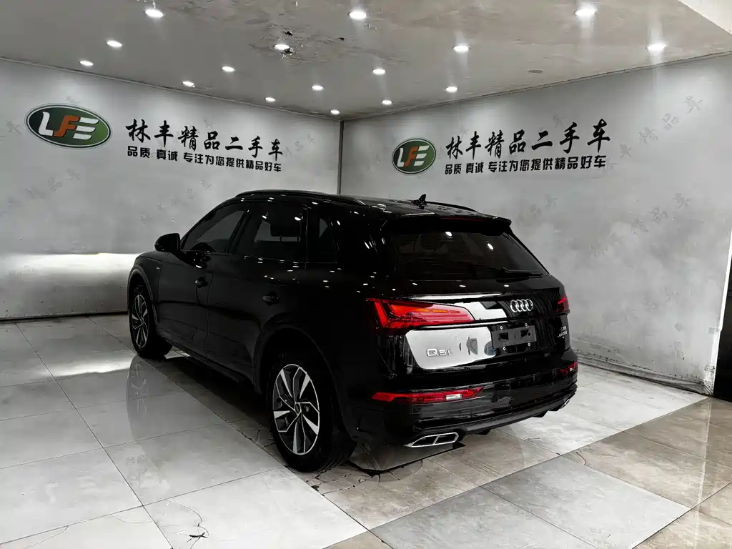 Audi Q5L 2023 40T luxury and dynamic model купить на сайте DeffCars