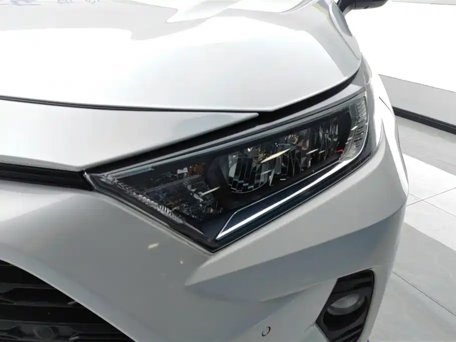 RAV4 Rongfang 2022 2.0L CVT two-wheel drive fashion Plus version купить на сайте DeffCars