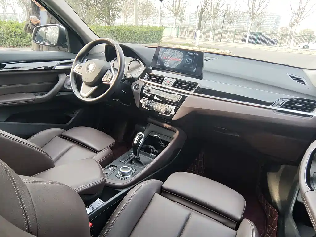 BMW X1 2022 sDrive20Li Fashion Model купить на сайте DeffCars