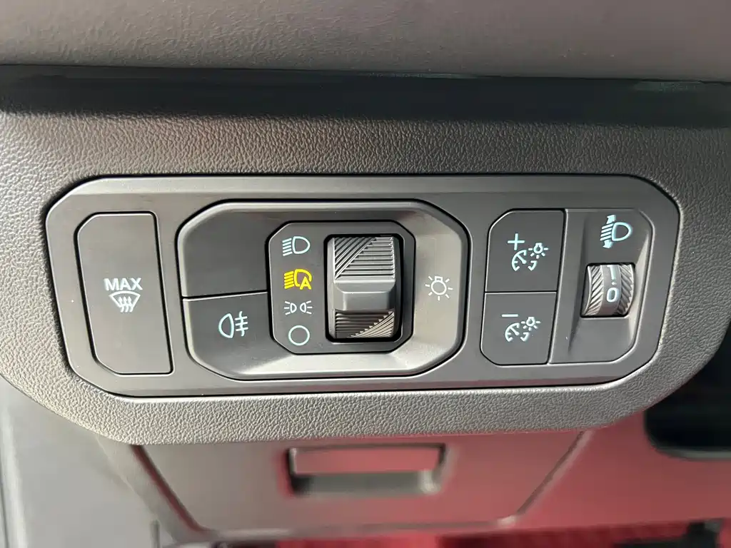 Mondeo 2022 EcoBoost 245 Luxury купить на сайте DeffCars