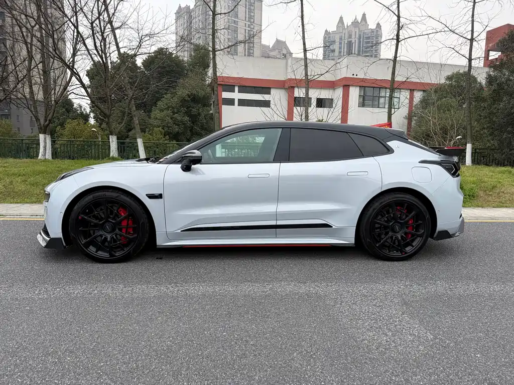 Jikrypton 001 FR 2023 FR version 100kWh купить на сайте DeffCars