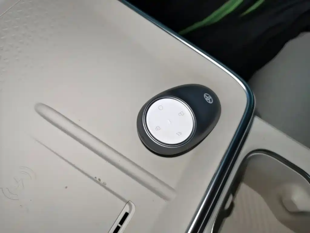 Platinum 3X 2025 520 Pro купить на сайте DeffCars