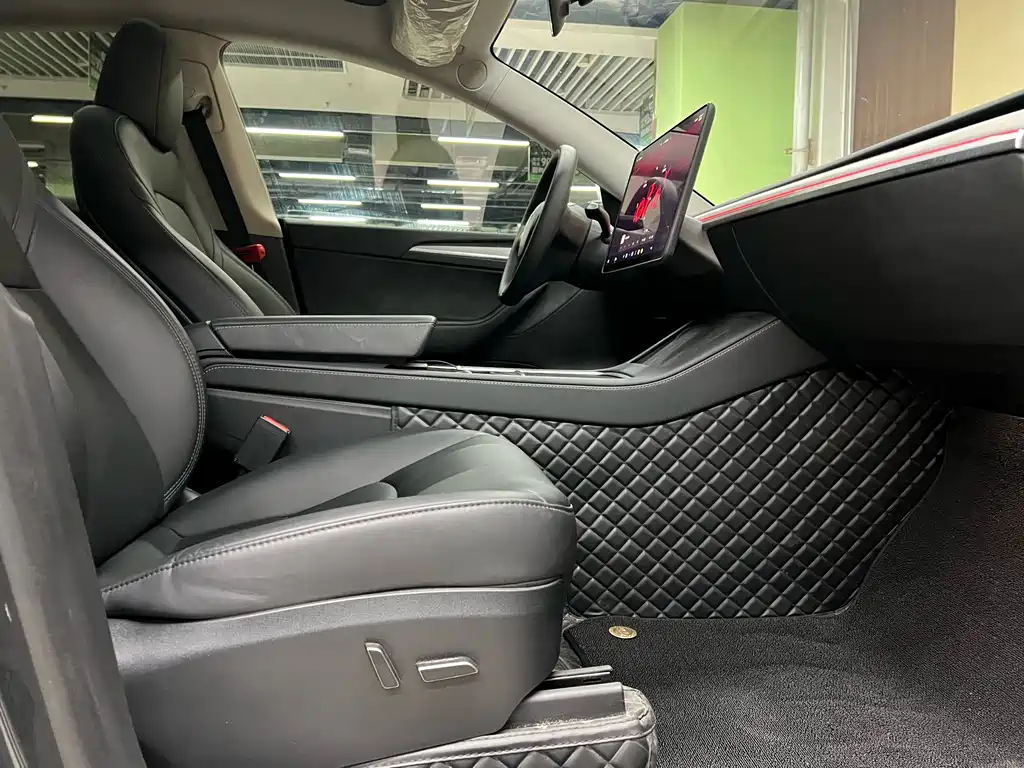 Model Y 2024 long-range all-wheel drive version купить на сайте DeffCars