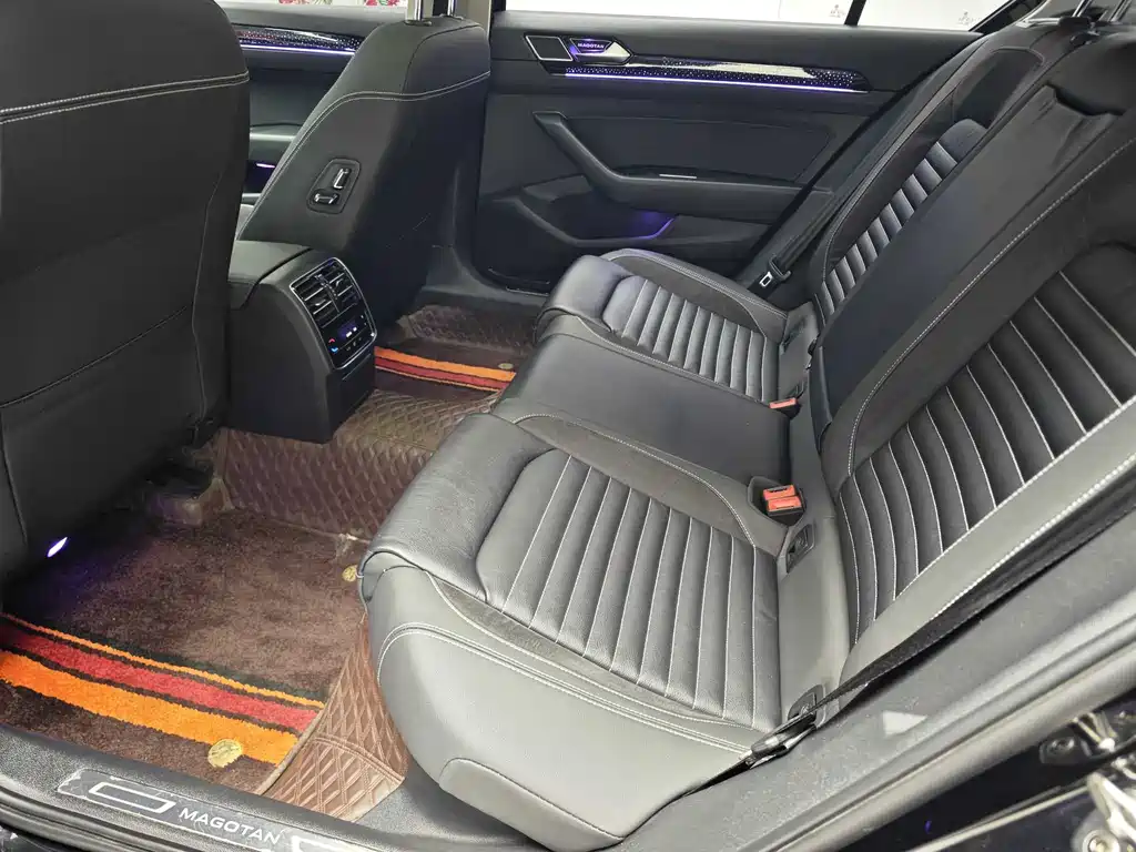Magotan 2020 330TSI DSG leading model купить на сайте DeffCars
