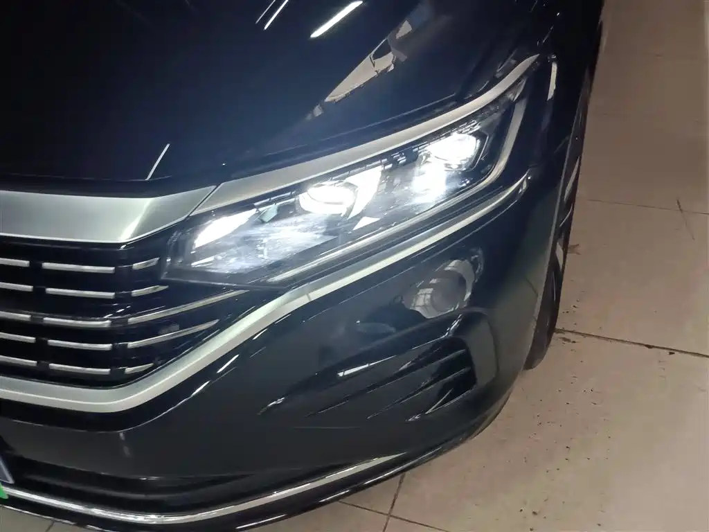Passat 2023 facelift 330TSI Elite Edition купить на сайте DeffCars