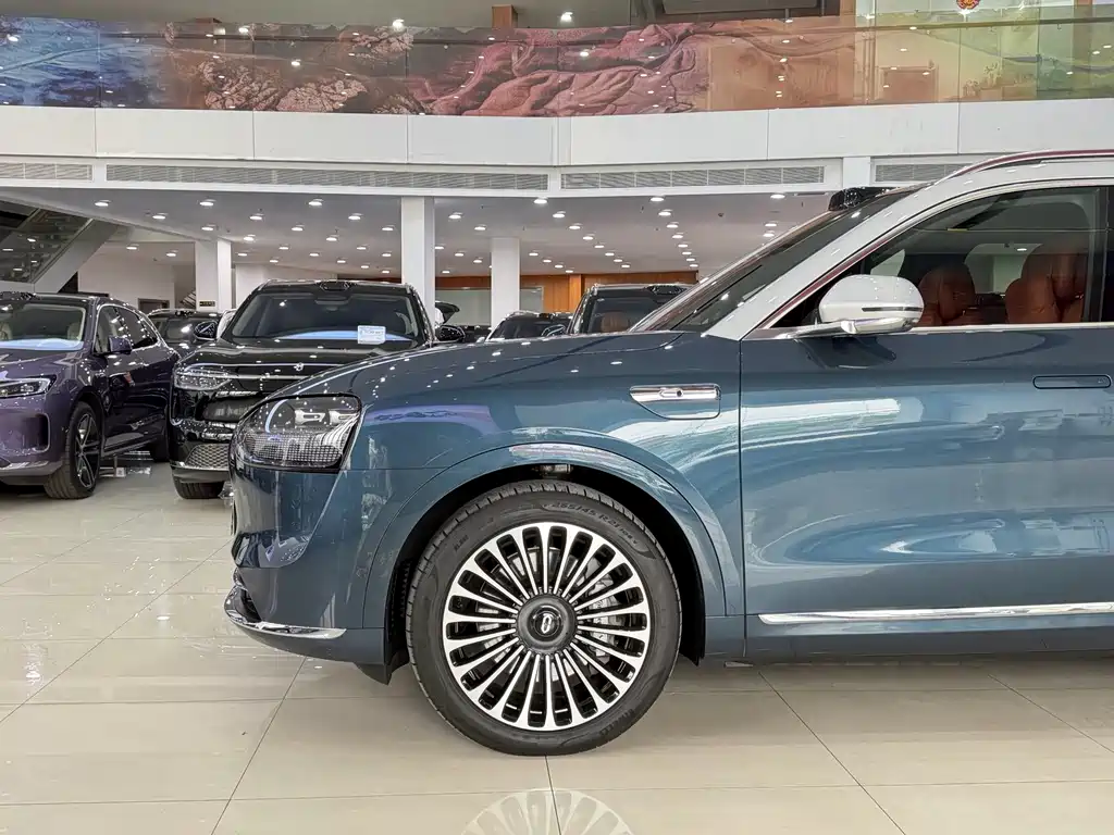 Wenjie M9 2024 extended range Ultra version 42kWh 6-seater version купить на сайте DeffCars