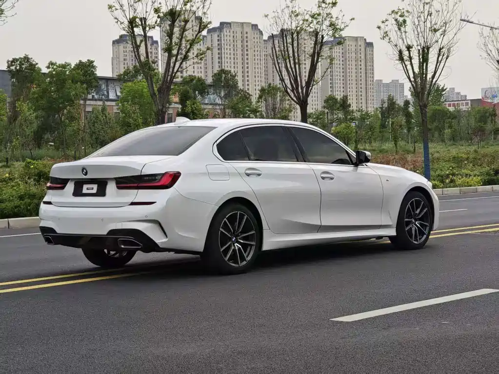 BMW 3 Series 2022 325i M Sports Package купить на сайте DeffCars