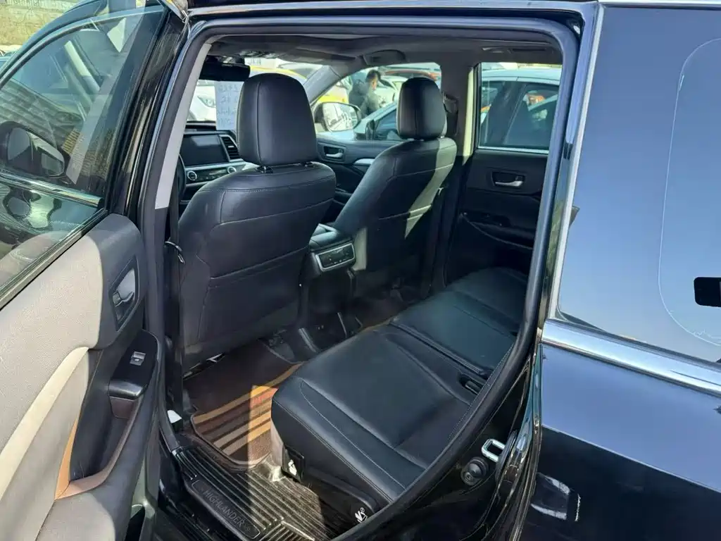 Highlander 2018 2.0T four-wheel drive premium version, 7 seats, National VI купить на сайте DeffCars
