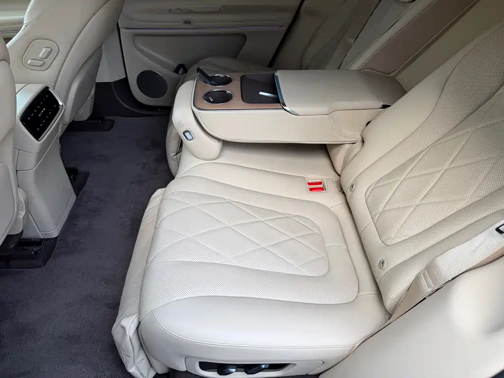 Wenjie M9 2024 extended range Ultra version 52kWh 5-seater version купить на сайте DeffCars