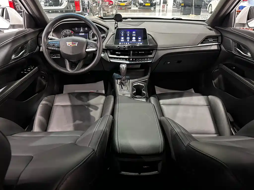 Cadillac CT4 2023 25T Fashion Model купить на сайте DeffCars