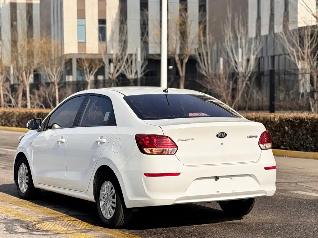 Huanchi 2020 1.4L automatic comfort sunroof version купить на сайте DeffCars