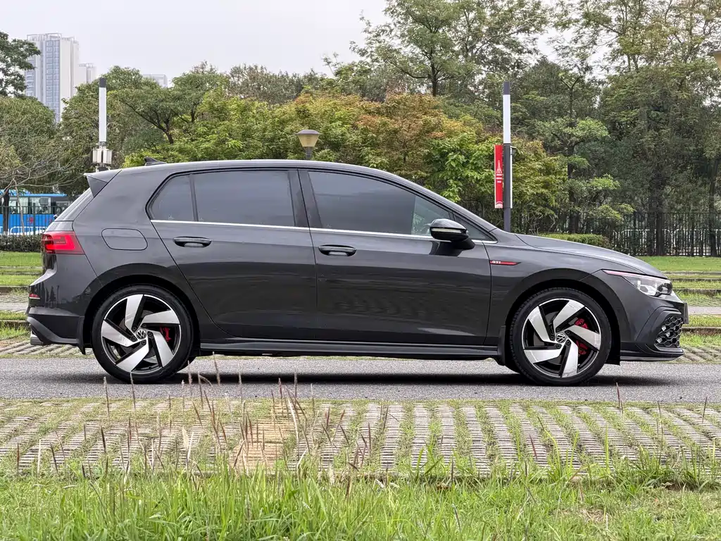 Golf GTI 2023 380TSI DSG GTI купить на сайте DeffCars