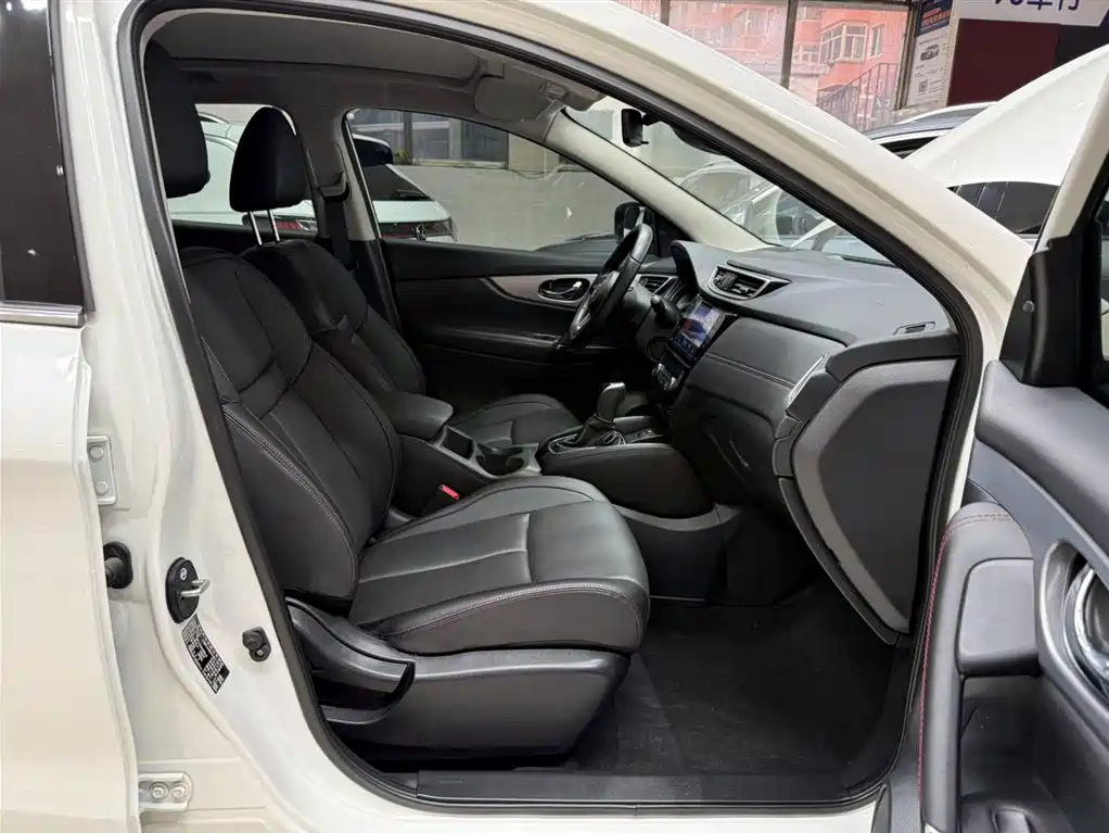 Qashqai 2022 2.0L CVT XV Prem Deluxe Edition купить на сайте DeffCars